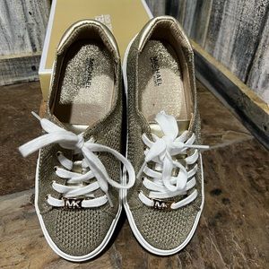 Michael Kors girls shoes